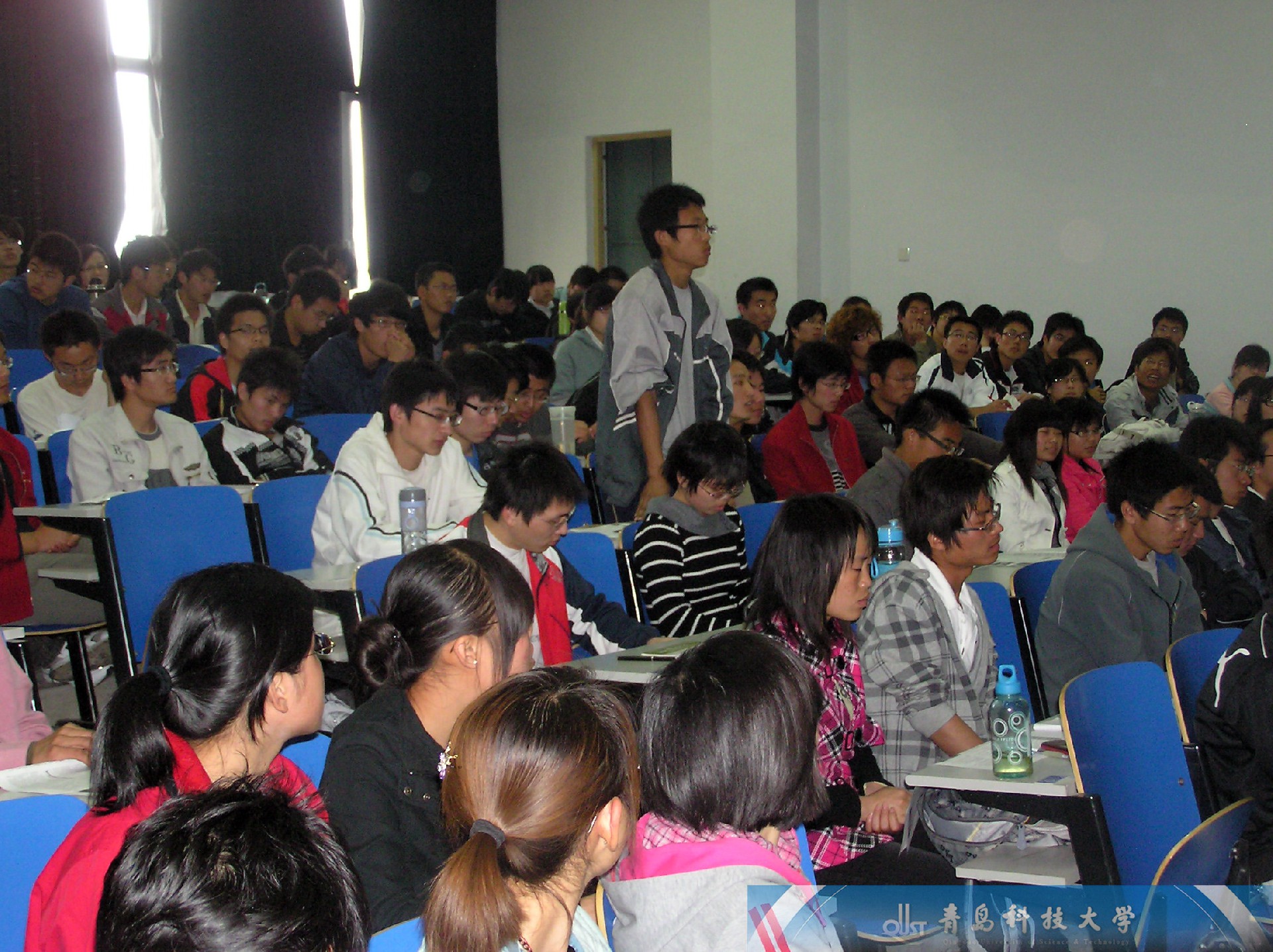 1_2010052020215710bUse.jpg